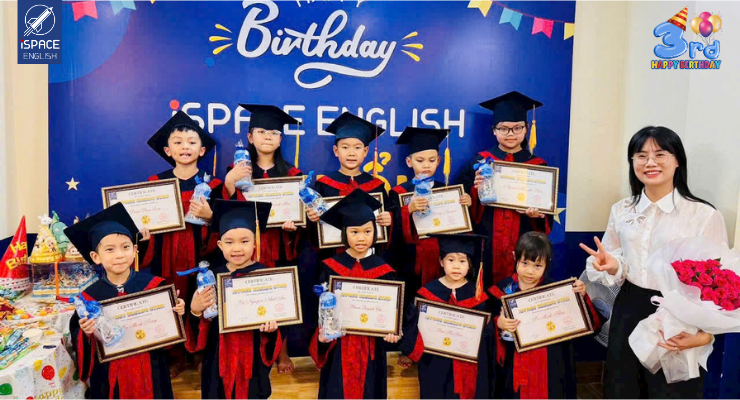 Sự kiện mừng sinh nhật ISPACE ENGLISH 3 tuổi 